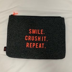 Stella & Dot Neoprene Bag